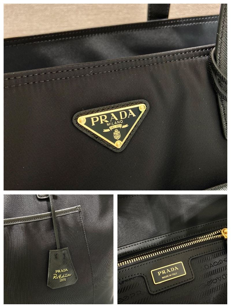 Pra*a tote bags